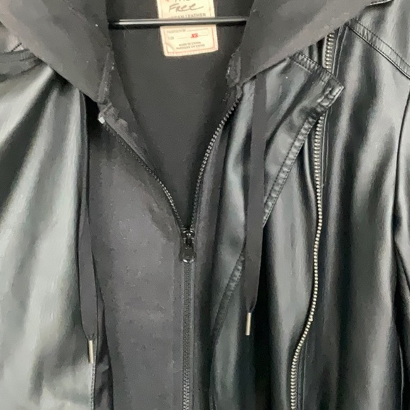 We The Free Black Vegan Leather Hooded Layered Jacket - Picture 7 of 9